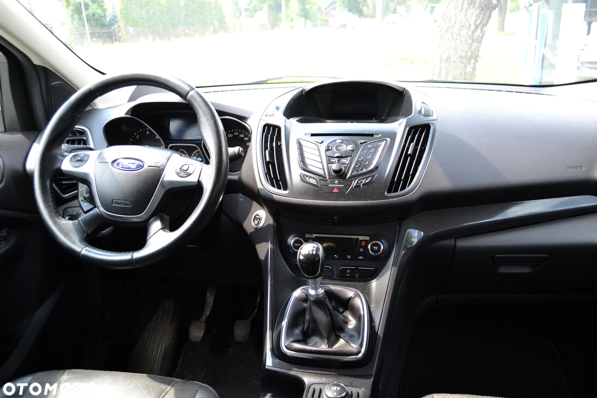 Ford Kuga 2.0 TDCi 2x4 Titanium - 7