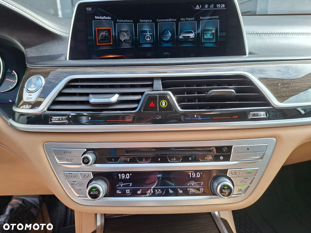 BMW Seria 7 730d xDrive - 18