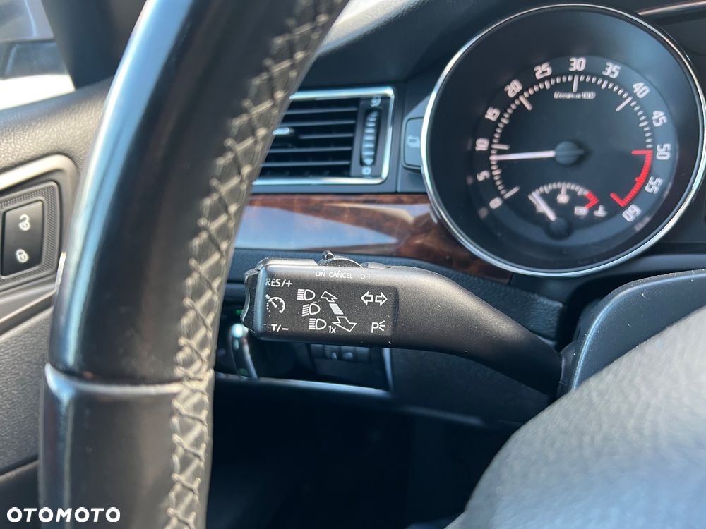 Skoda Superb 1.6 TDI Active Greenline - 34