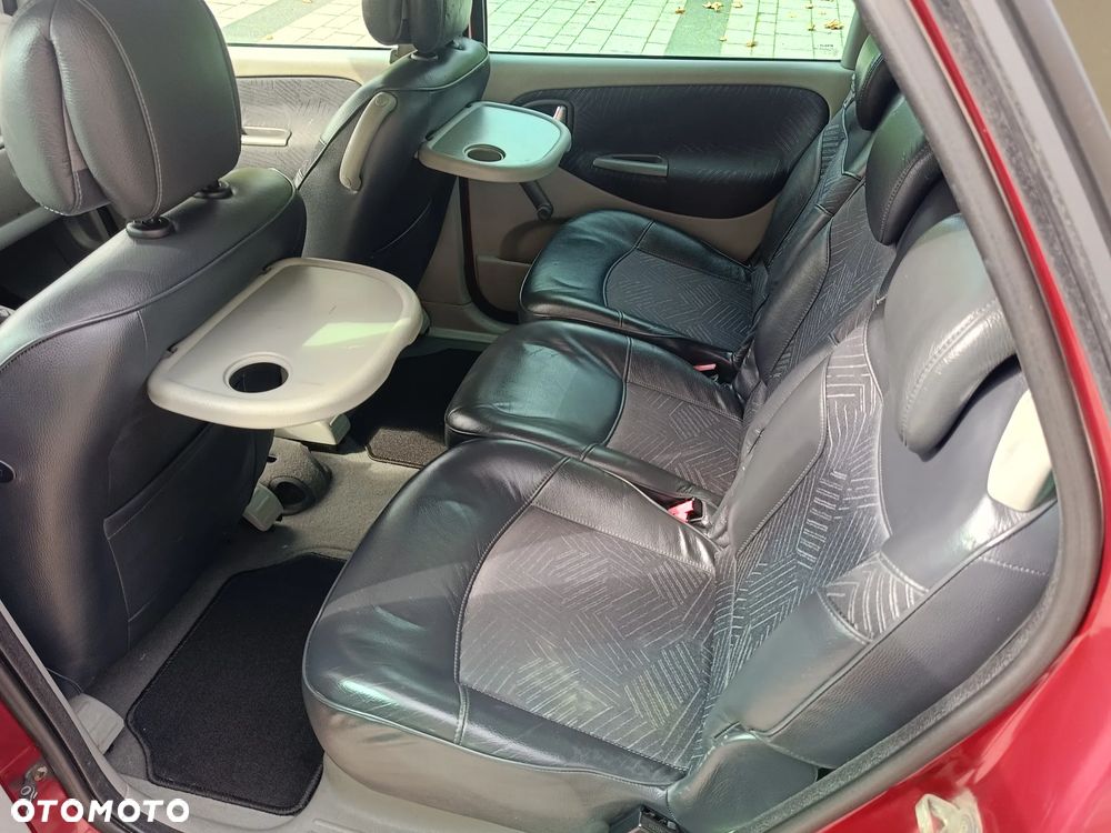 Renault Scenic - 14