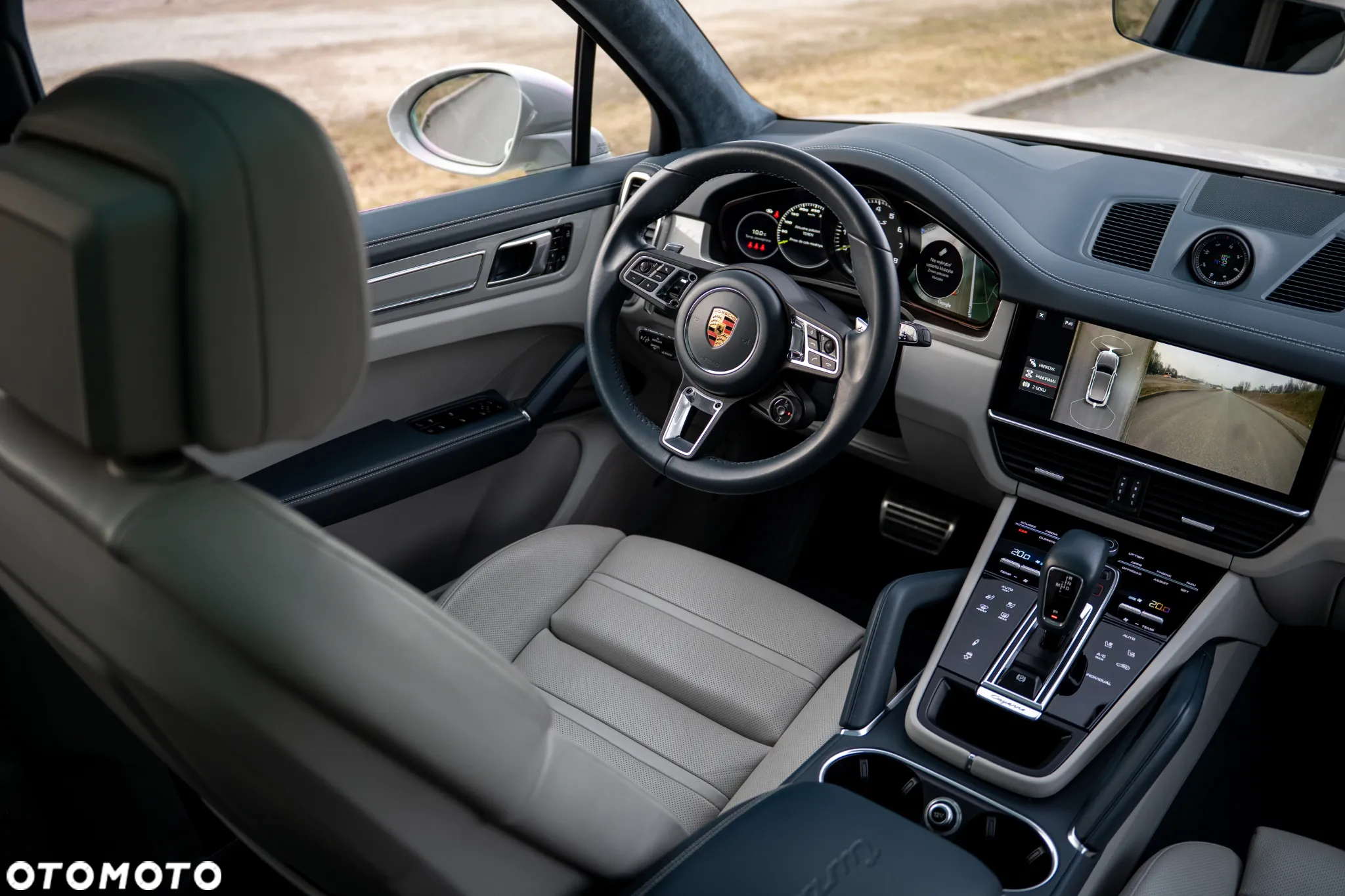 Porsche Cayenne Turbo S E-Hybrid - 28