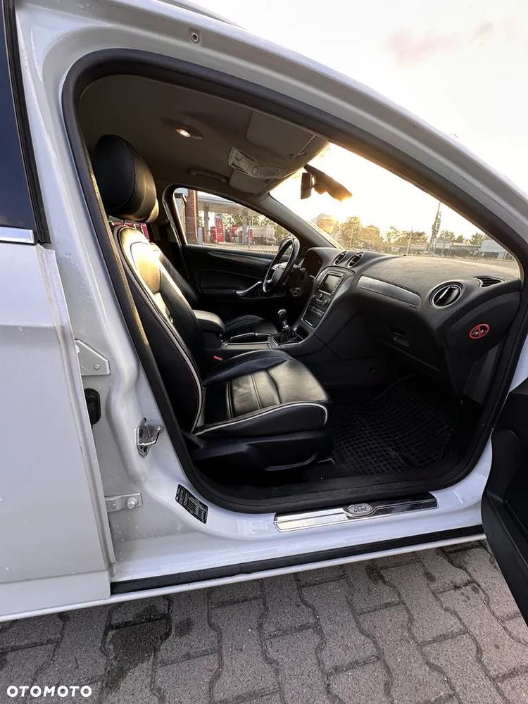Ford Mondeo 1.6 TDCi Titanium - 15