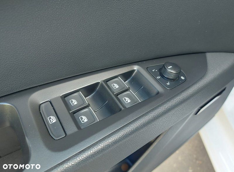 Seat Leon Sportstourer 2.0 TDI Start&Stop DSG FR - 34
