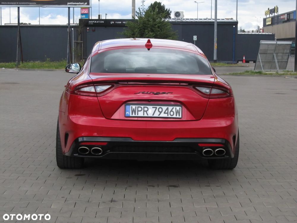 Kia Stinger - 22
