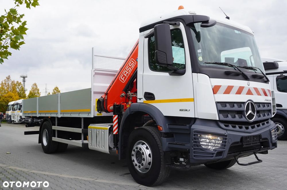 Mercedes-Benz Arocs 1830 / Platforma 16 EPAL / HDS Fassi 155 / Zasięg 8 m / Udźwig 6160 kg - 2