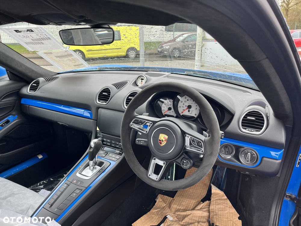 Porsche 718 Cayman PDK - 4