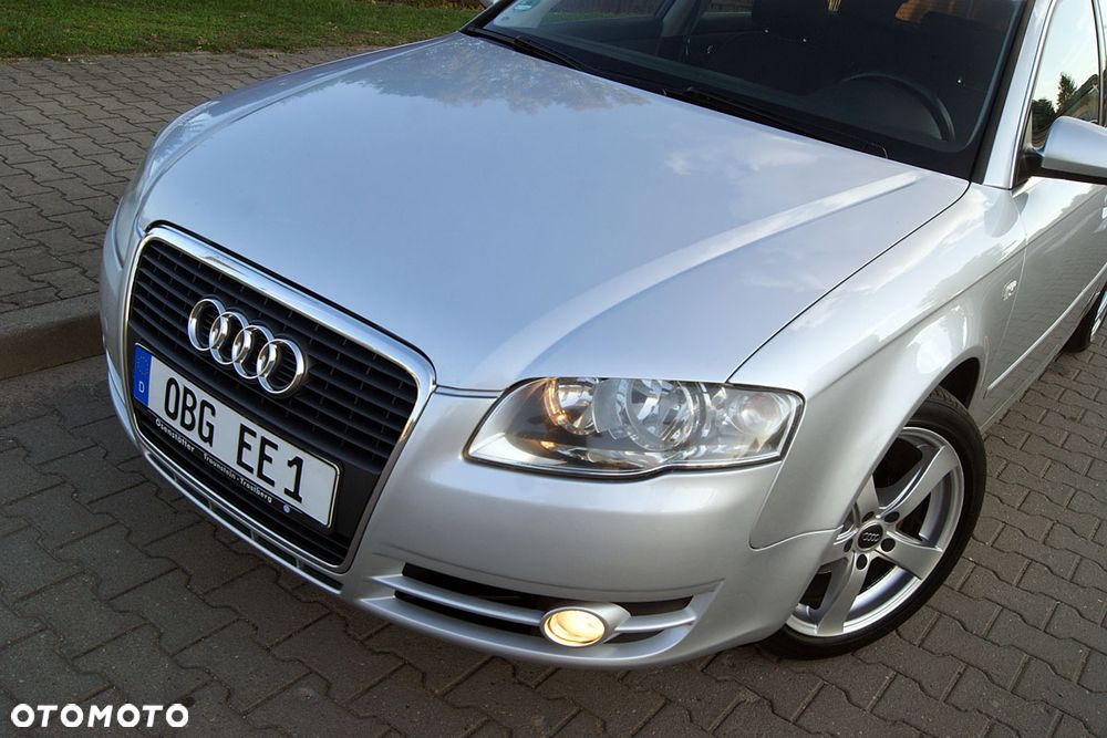 Audi A4 Avant 2.0 TDI - 21