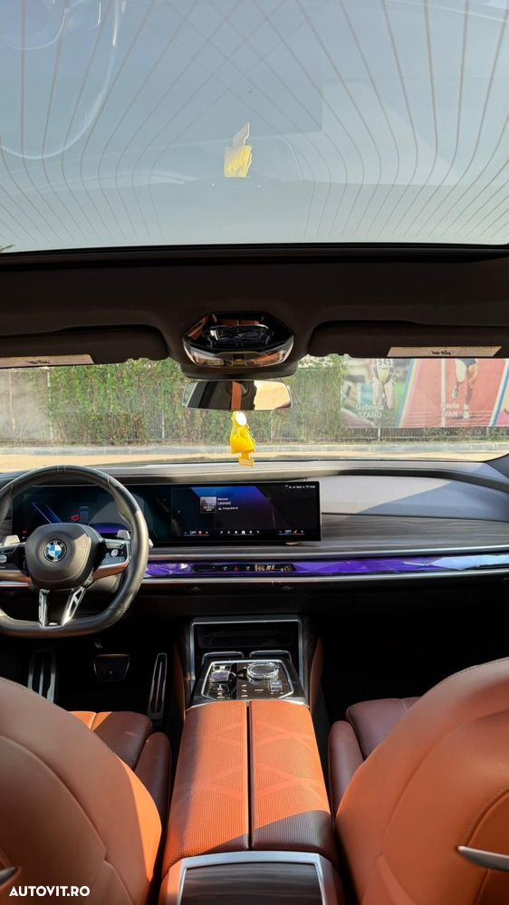 BMW Seria 7 740i - 13