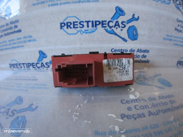 Interruptor 9666425877 CITROEN C4 2 B71 FASE 1 2012 1.6HDI 112CV 5P BRANCO ECO SENSORES DE ESTACIONAMENTO - 2
