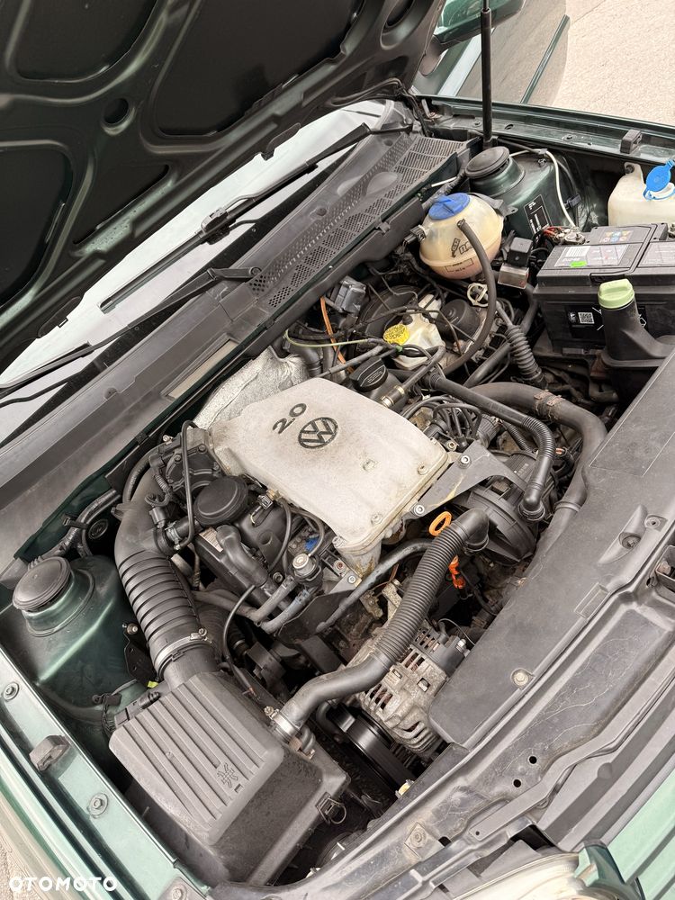 Volkswagen Golf - 5