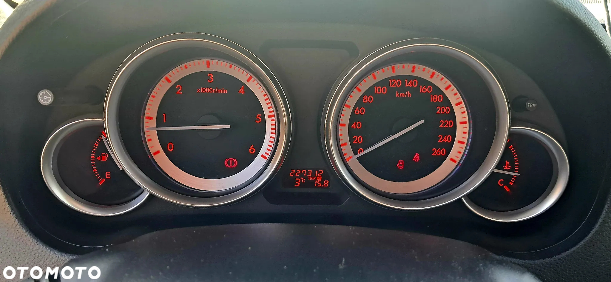 Mazda 6 Sport Kombi 2.0 CD DPF Dynamic - 12