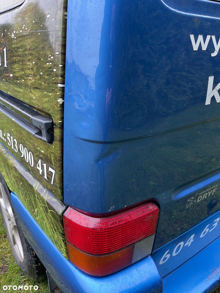 Volkswagen Caravelle - 5