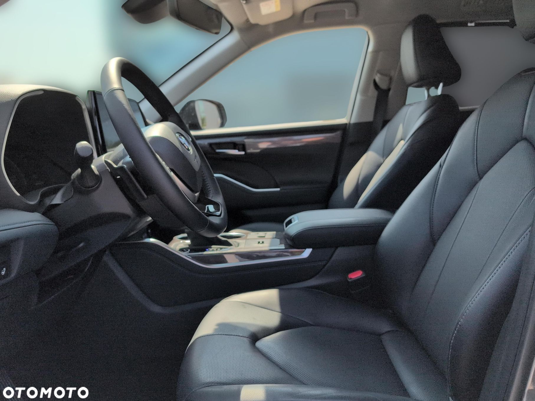 Toyota Highlander - 16