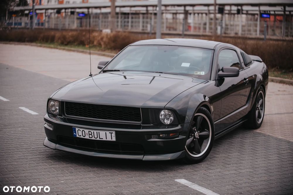 Ford Mustang - 5