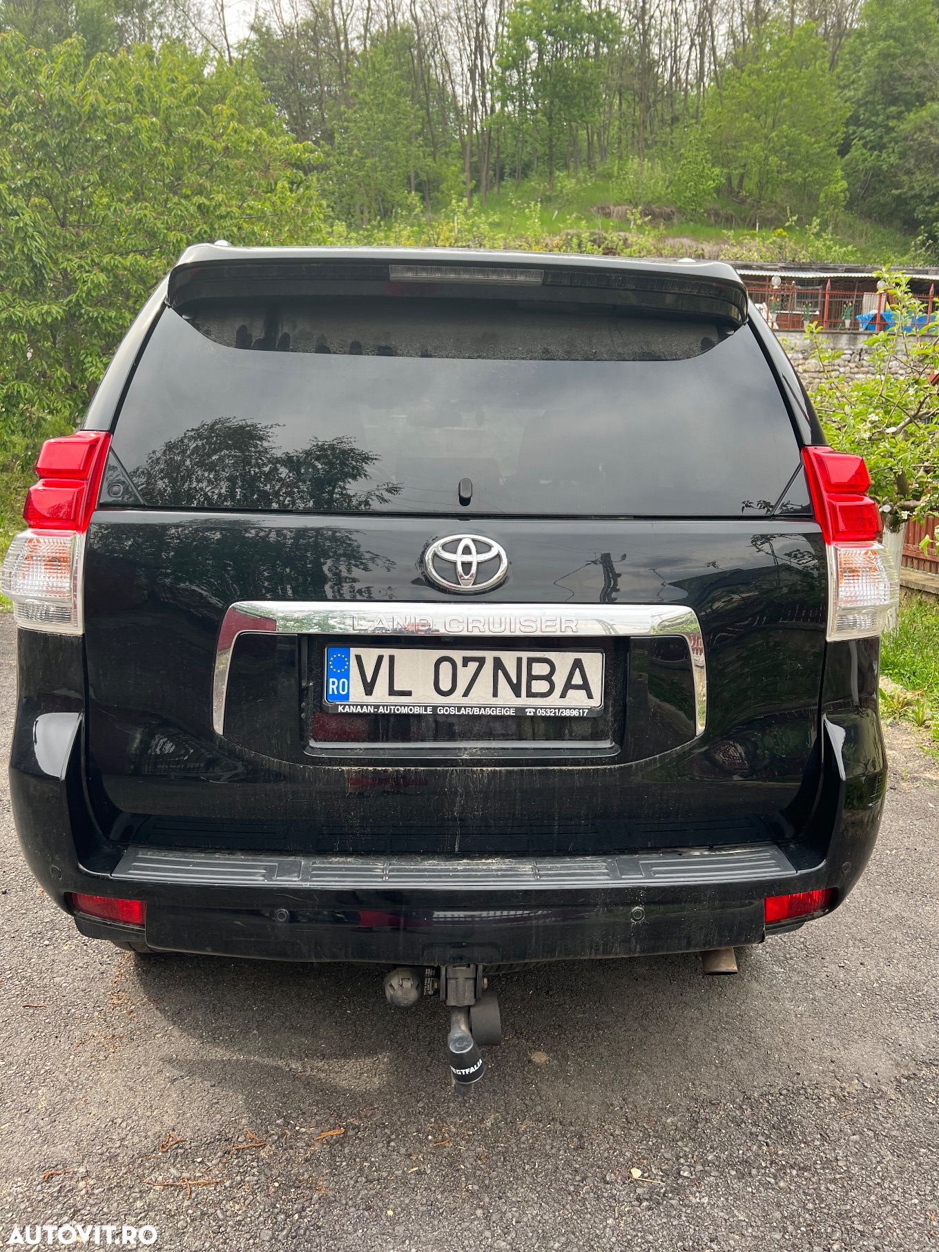Toyota Land Cruiser - 4