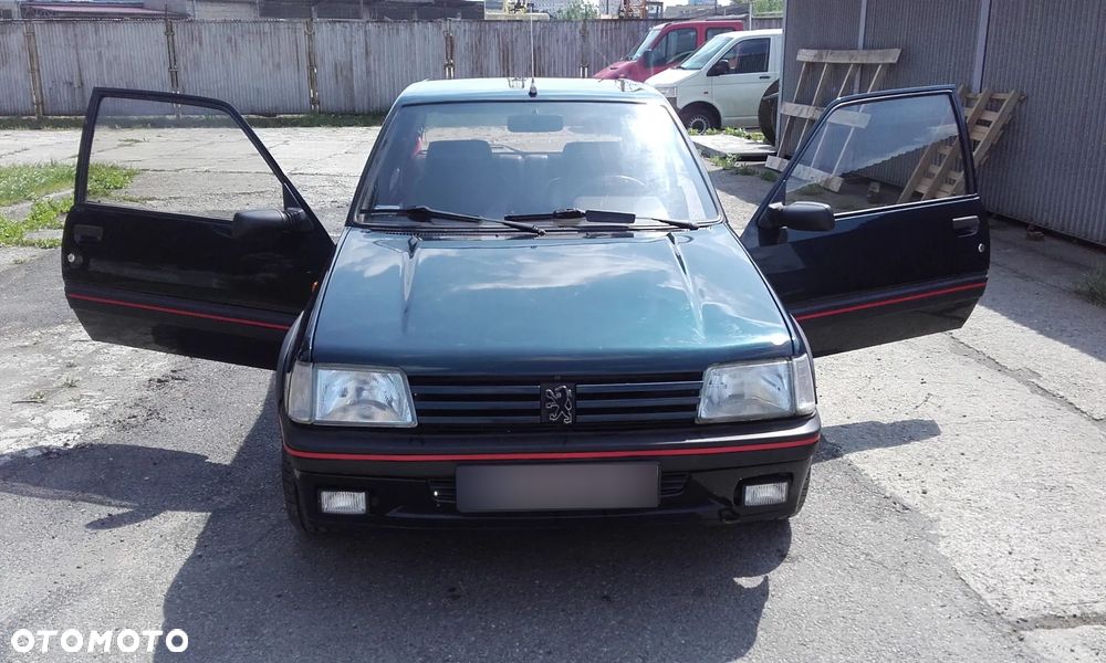 Peugeot 205 1.9 GTI - 10