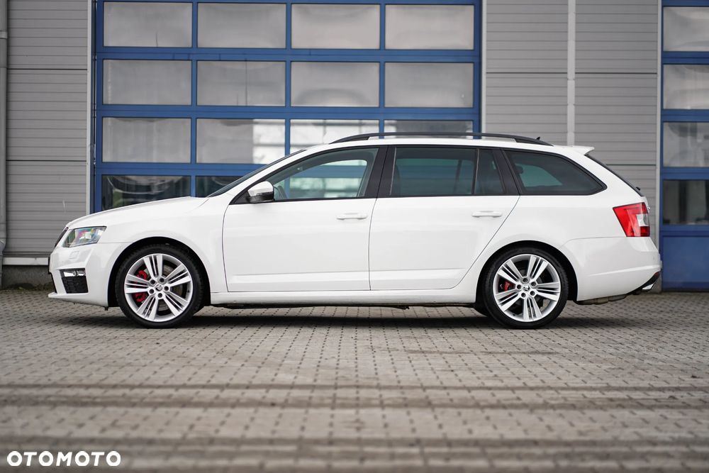 Skoda Octavia 2.0 TDI RS DSG - 13