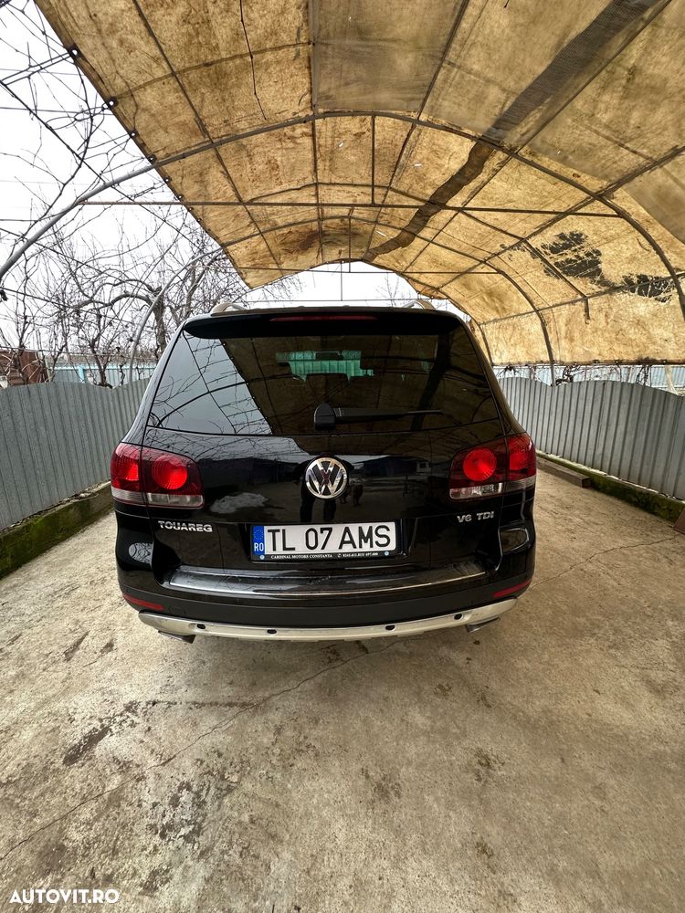 Volkswagen Touareg - 13