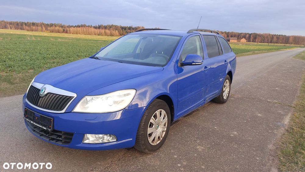 Skoda Octavia 1.6 Combi - 2