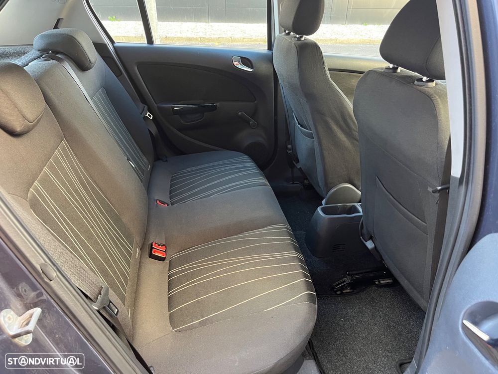 Opel Corsa 1.3 CDTi Enjoy EcoFLEX - 11