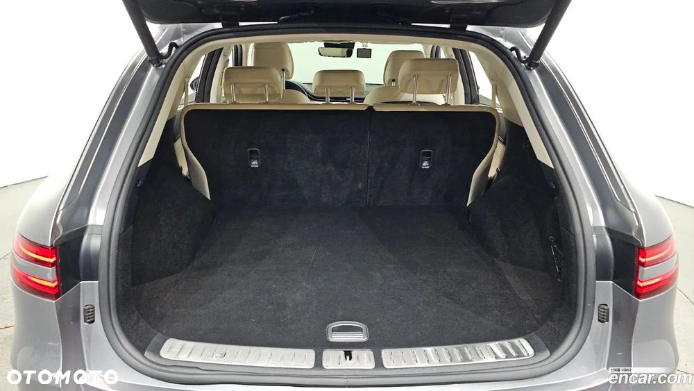 Genesis GV70 2.5T AWD AT8 Luxury Line - 10