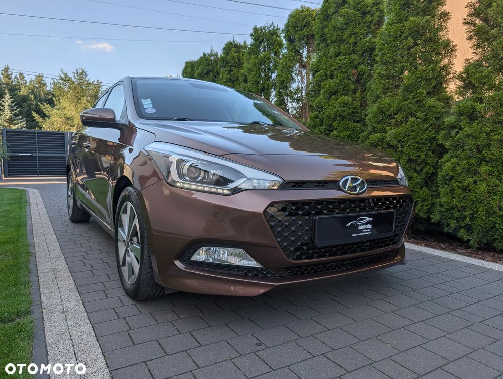 Hyundai i20 - 21