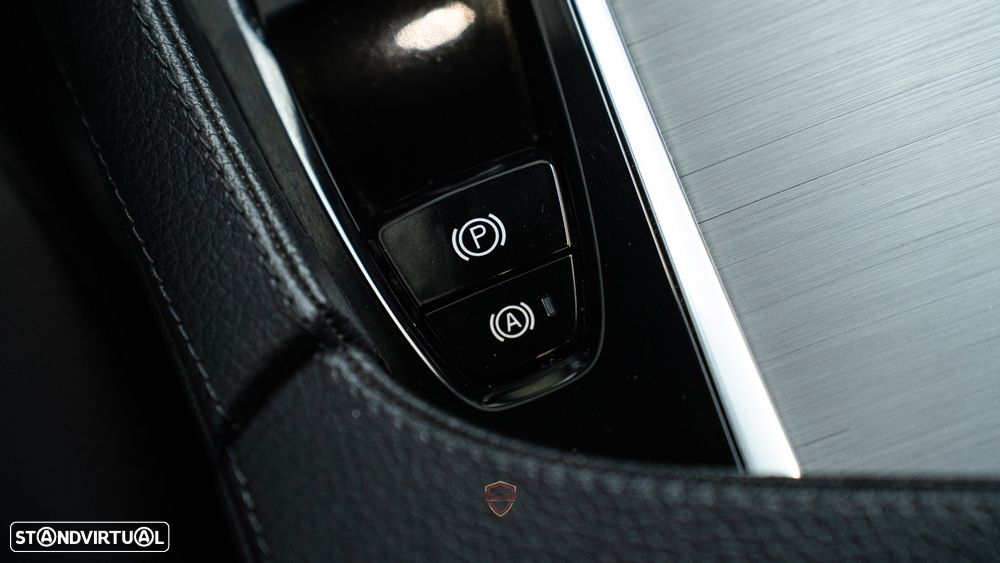 Volvo XC 90 2.0 T8 PHEV Inscription Expression AWD - 32