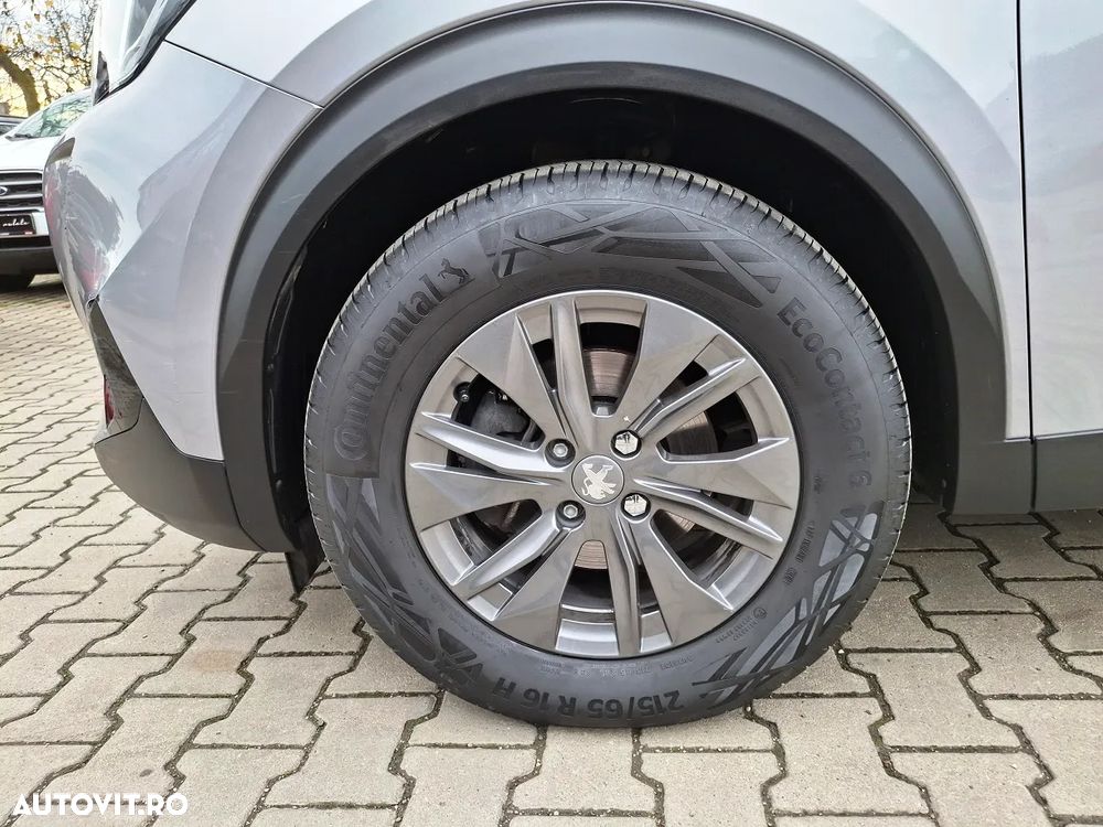 Peugeot 2008 PureTech 130 EAT8 Active Pack - 25