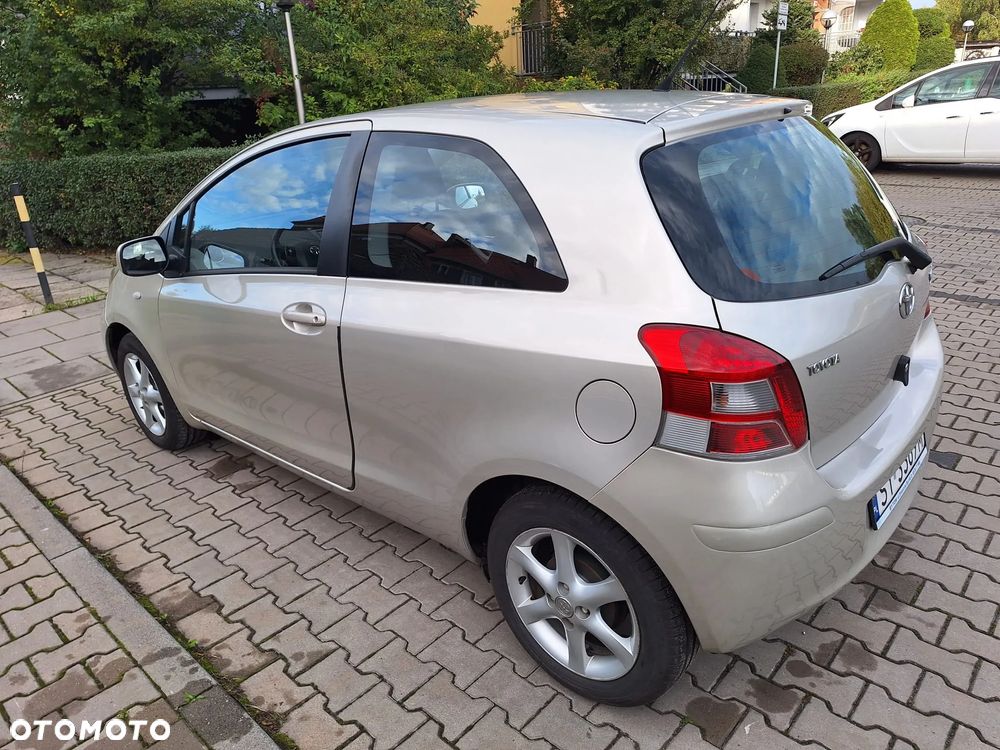 Toyota Yaris 1.4 D-4D - 6