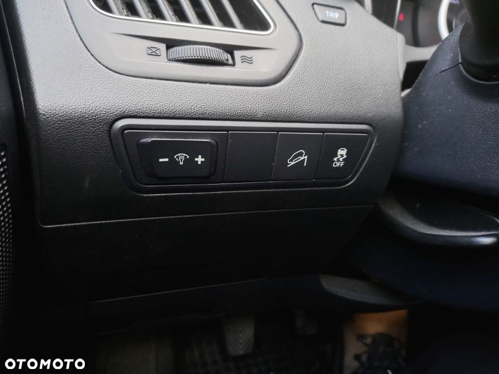 Hyundai ix35 - 12