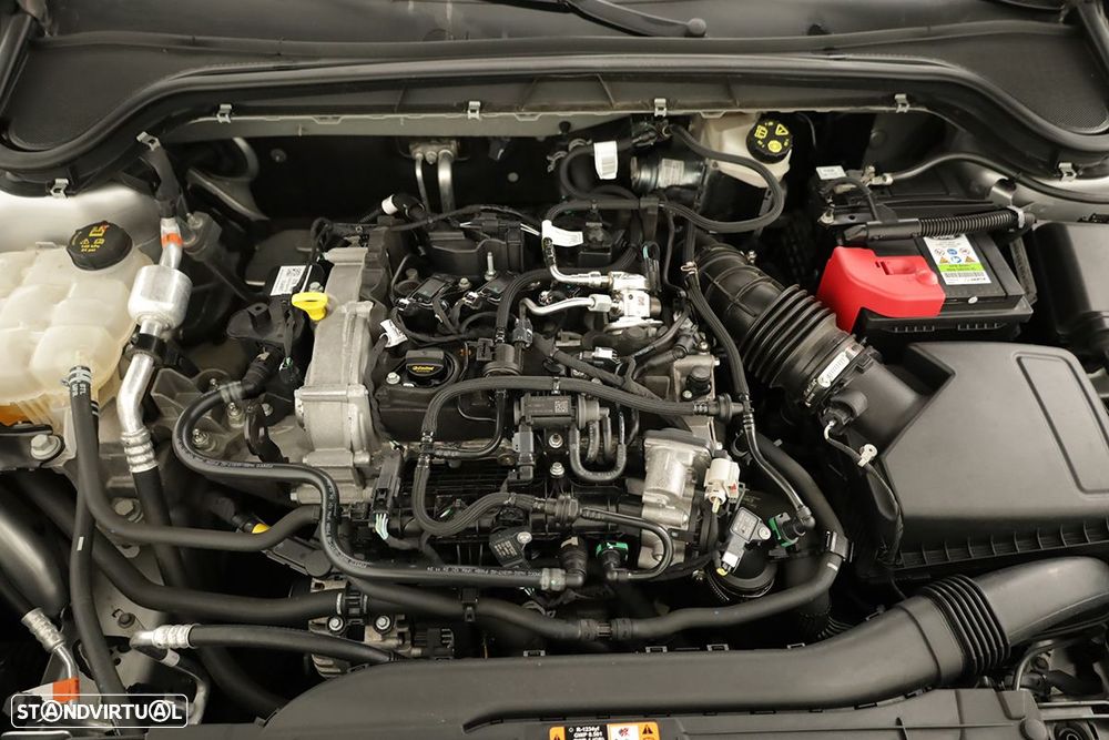 Ford Focus 1.0 EcoBoost MHEV ST-Line X - 24