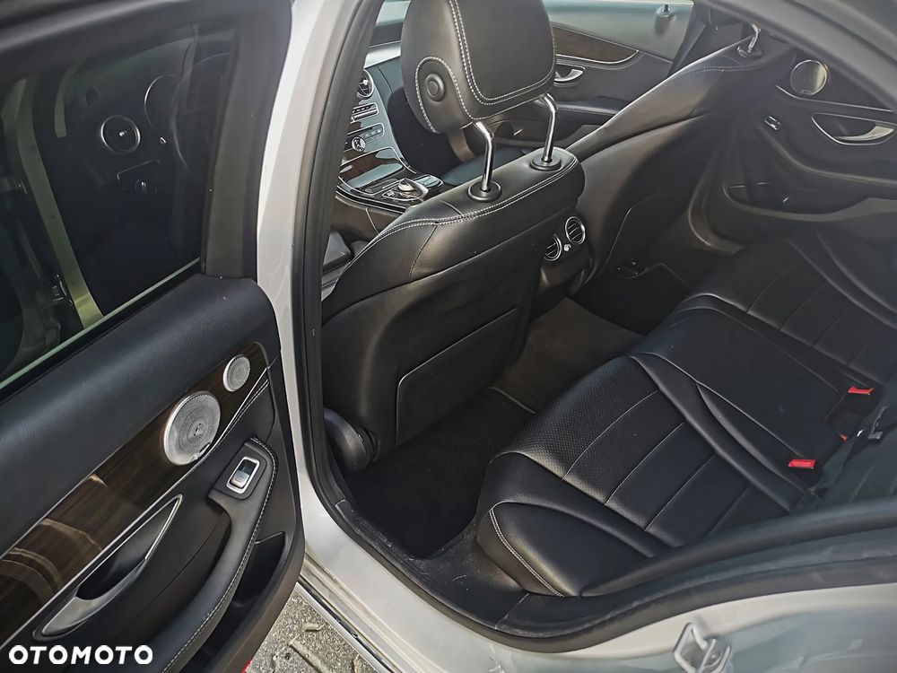 Mercedes-Benz Klasa C 300 7G-TRONIC Avantgarde - 15