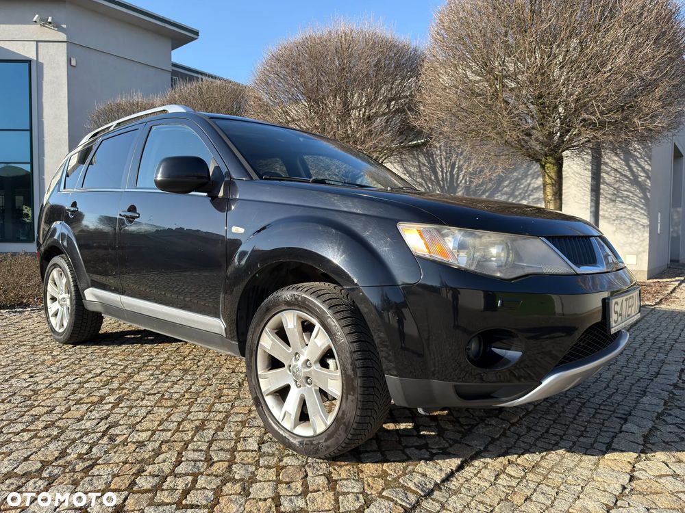 Mitsubishi Outlander 2.0 DID Intense + SE - 2