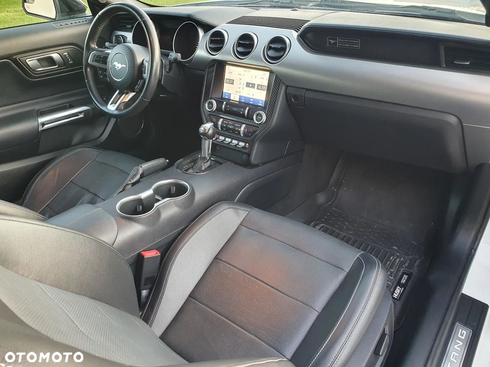 Ford Mustang - 23