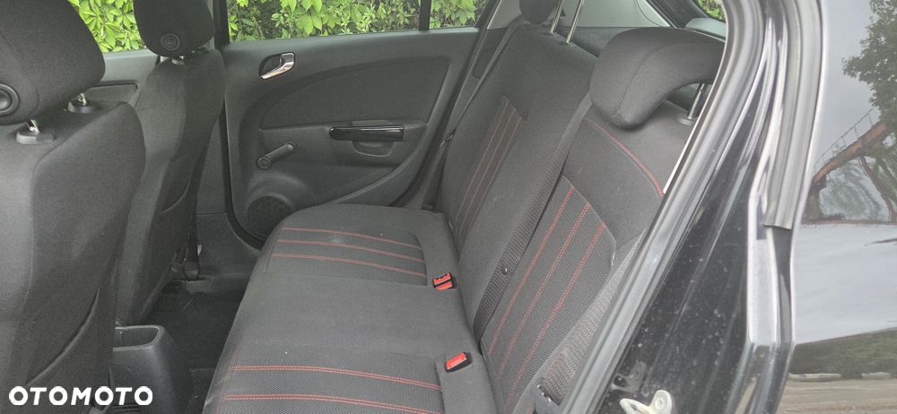 Opel Corsa - 12