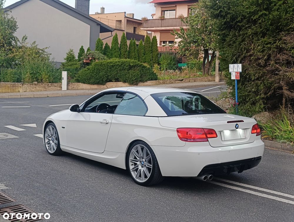 BMW Seria 3 330d DPF Cabrio - 22
