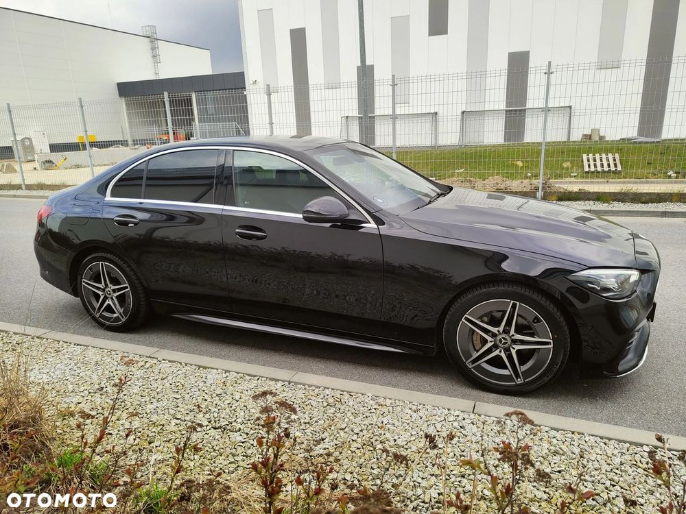 Mercedes-Benz Klasa C 300 d mHEV AMG - 3