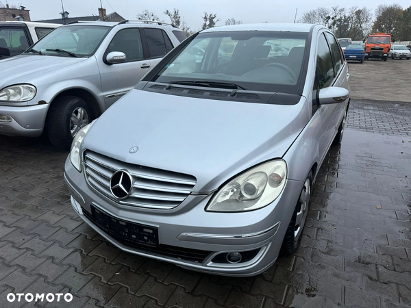 Mercedes-Benz W245 B180 kolor 761 Na Czesci Wszystkie Czesci !