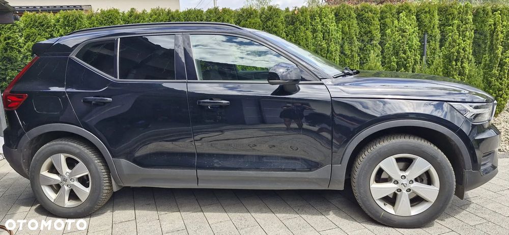 Volvo XC 40 T3 Momentum - 3