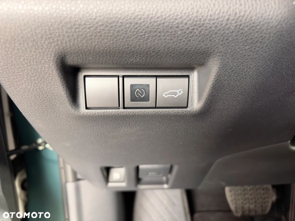 Toyota RAV4 - 12