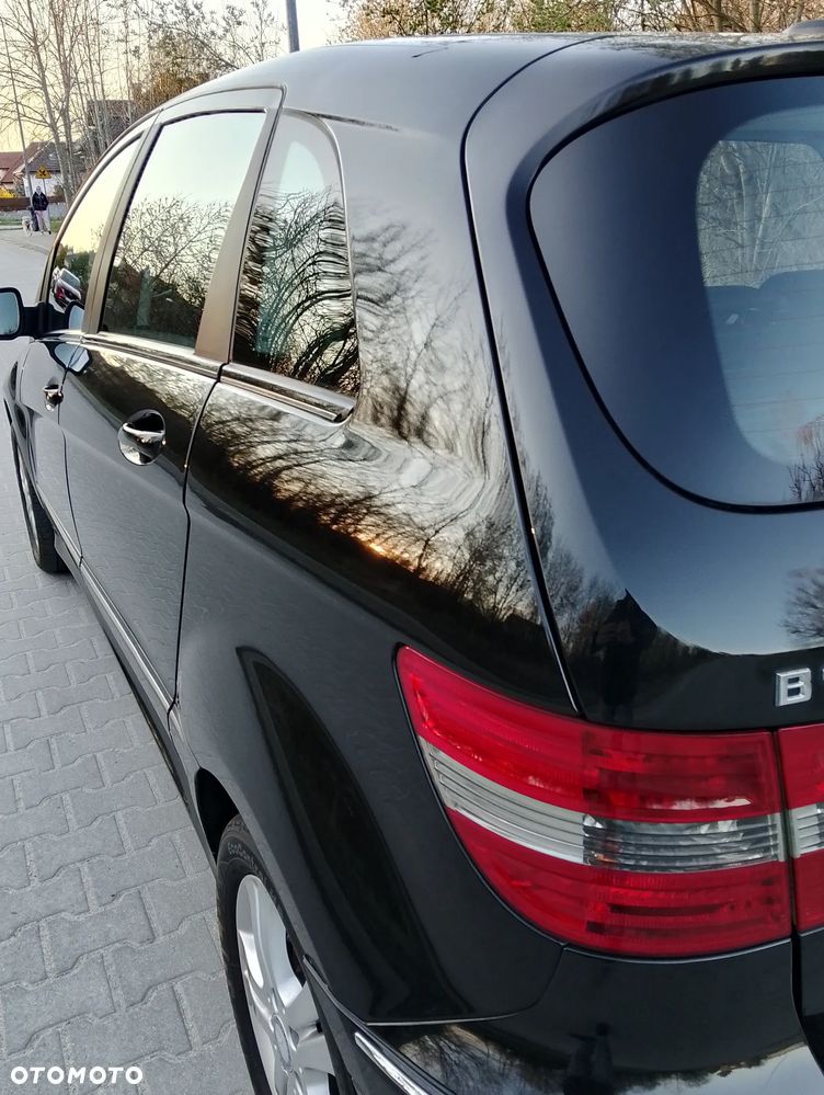 Mercedes-Benz Klasa B 180 BlueEFFICIENCY SPORT EDITION - 12