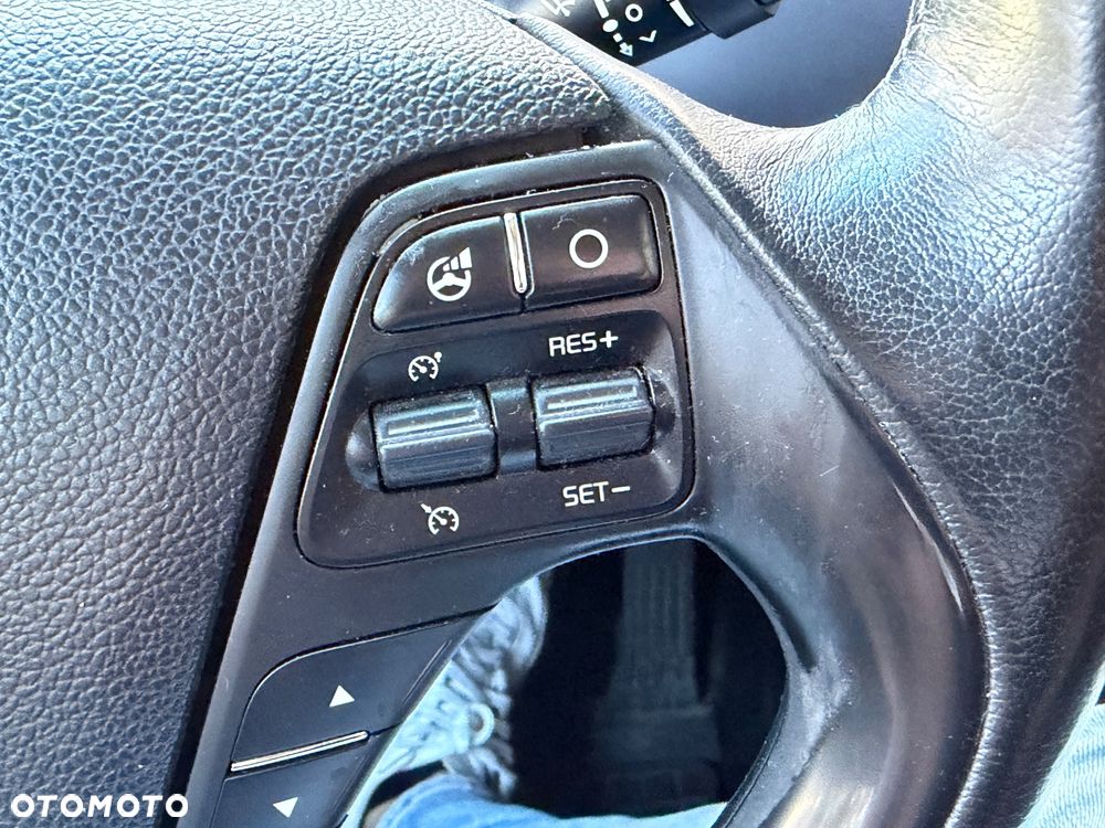 Kia Ceed 1.6 CRDi L Business Line - 13