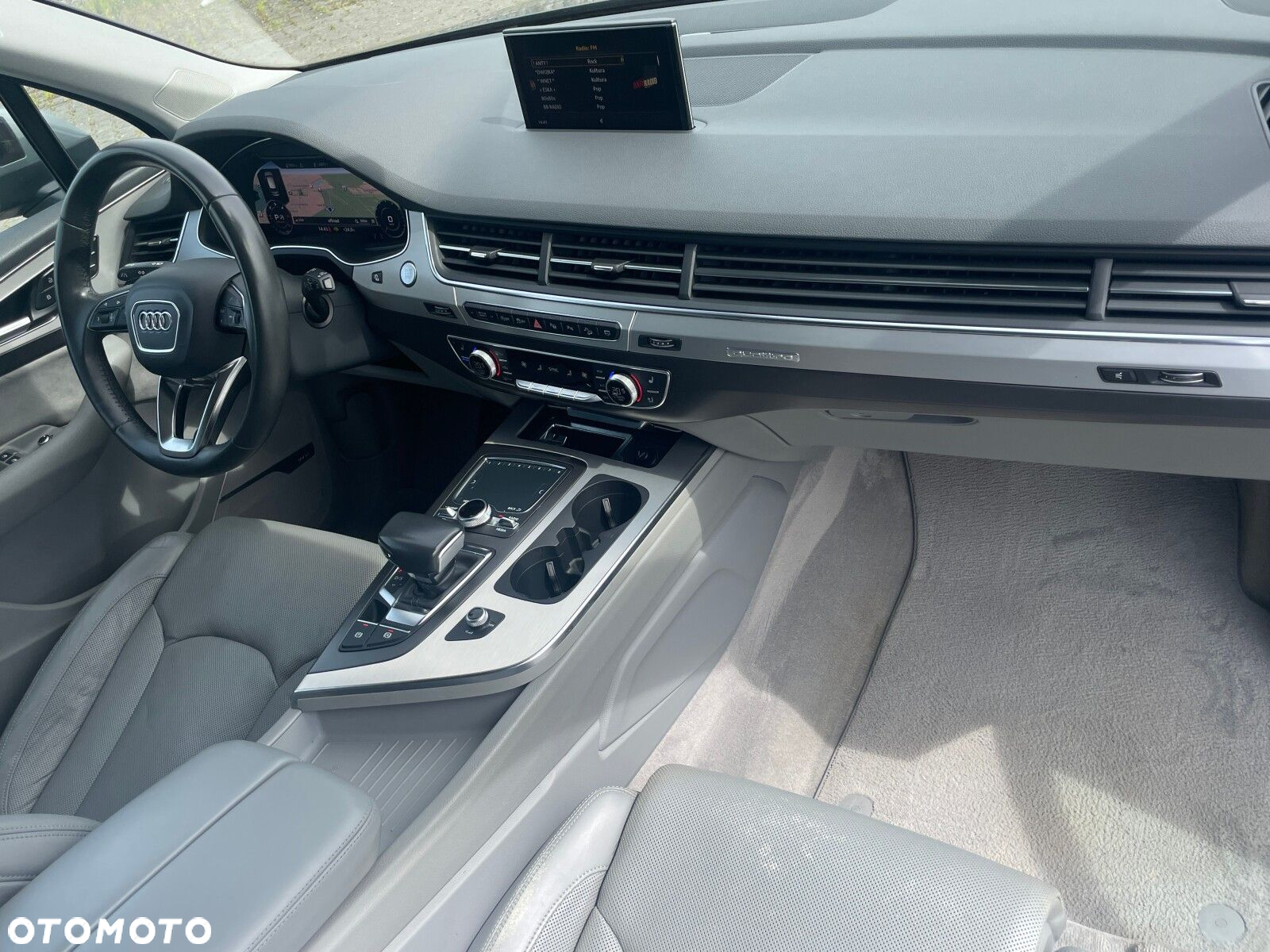 Audi Q7 - 12