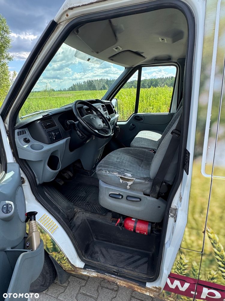 Ford Transit - 13
