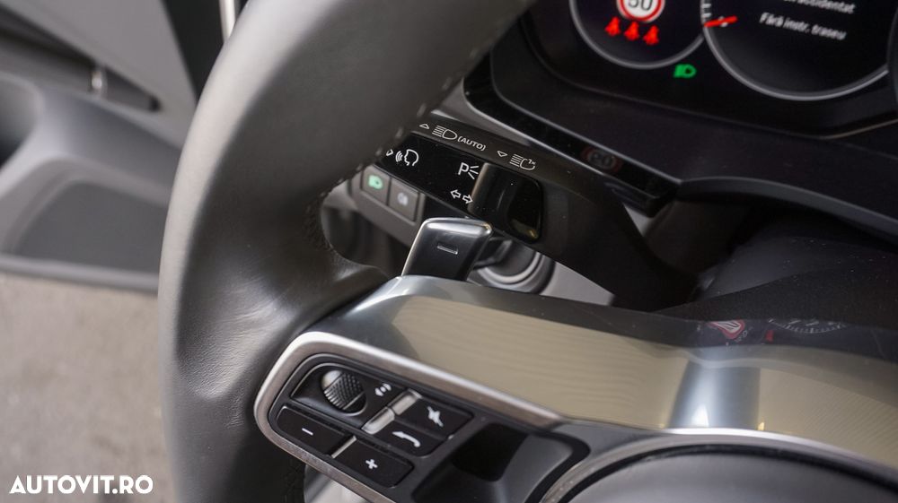 Porsche Cayenne Coupe Tiptronic S Platinum Edition - 15