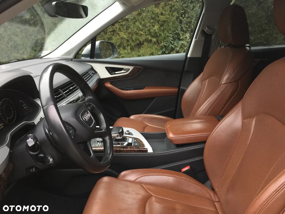 Audi Q7 - 9