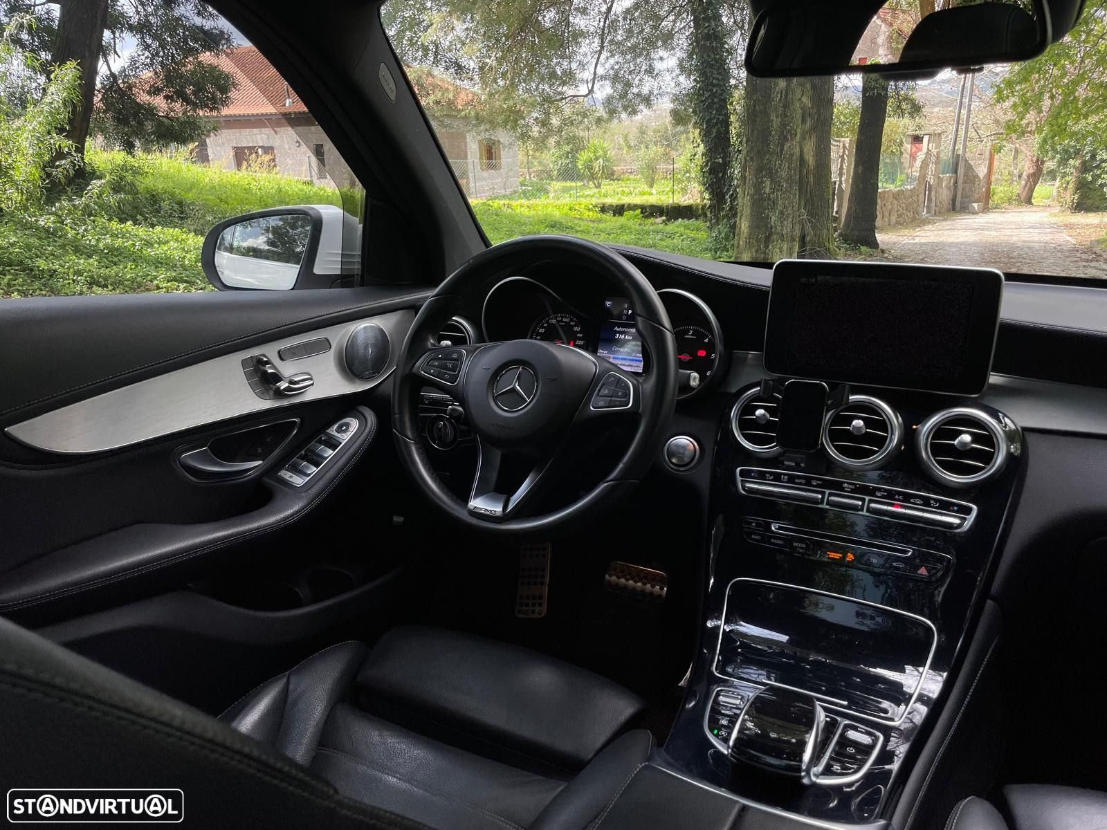 Mercedes-Benz GLC 250 d AMG Line 4-Matic - 33