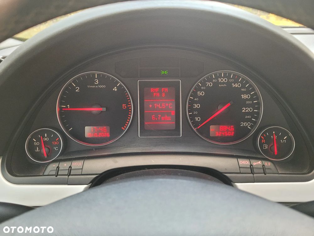 Audi A4 Avant 1.9 TDI - 12