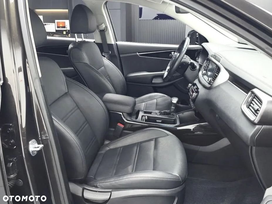 Kia Sorento - 7