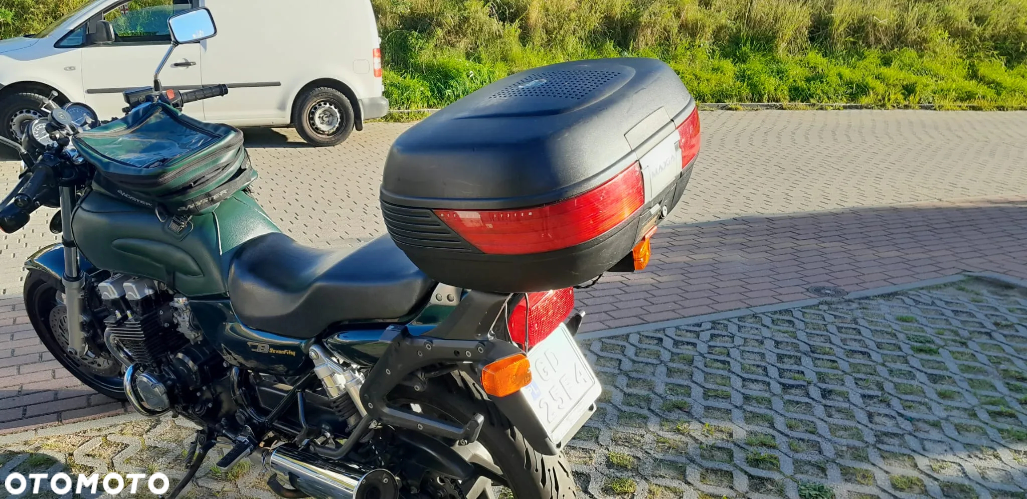 Honda CB - 4